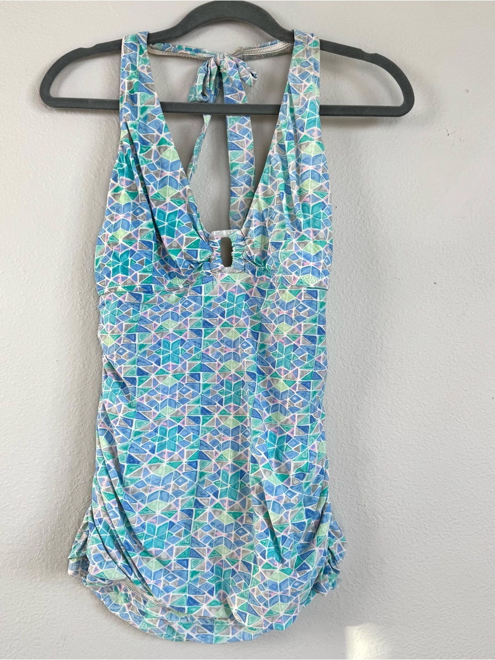 Helen Jon Women’s L Halter Neck Ruched Tankini Top Swimsuit Geometric Print Blue